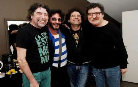 Joaquín Sabina, Fito Paéz, Andrés Calamaro y Charly García. 