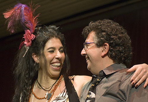 Rossana Taddei con el percusionista Gustavo Etchenique. © Xavier Pintanel