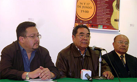 Conferencia de prensa de presentación del Festival «Bolivia en charango».  