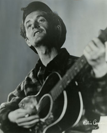 Woody Guthrie. 