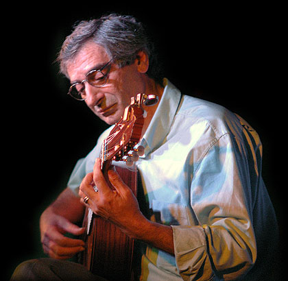 Juan Falú, fundador y director del Festival de Guitarras del Mundo. 