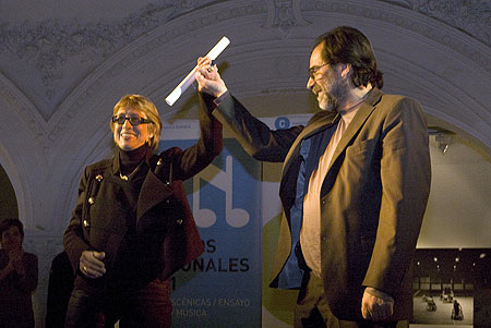 Teresa Parodi recibe el Premio Nacional de las Artes 2011 © Mariana Russo/Secretaría de Cultura de la Nación