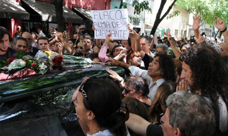 Argentina despide a Luis Alberto Spinetta. © Télam