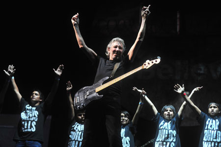 Roger Waters en el estadio Nacional de Santiago de Chile. © AFP