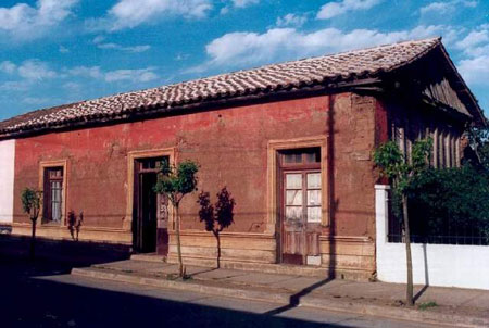 Casa natal de Violeta Parra en San Carlos. 