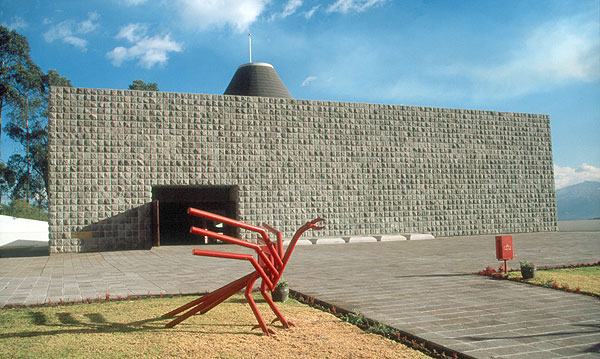 La Capilla del Hombre en Quito (Ecuador) cumple diez años. © Xavier Pintanel