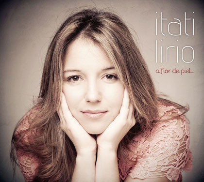 Portada del disco «A Flor de Piel» de Itatí Lirio.