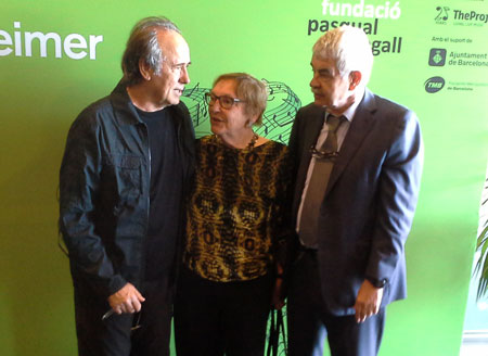 Joan Manuel Serrat,  Diana Garrigosa y Pasqual Maragall, exalcalde de Barcelona y expresidente del Gobierno catalán. © Xavier Pintanel