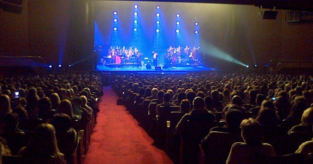 Un repleto Gran Rex acompañó al Chaqueño Palavecino. © Facebook