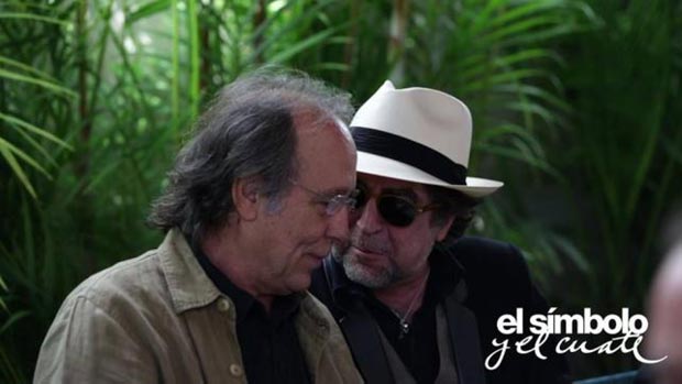 Fotograma del documental «El símbolo y el cuate» con Joan Manuel Serrat y Joaquín Sabina.