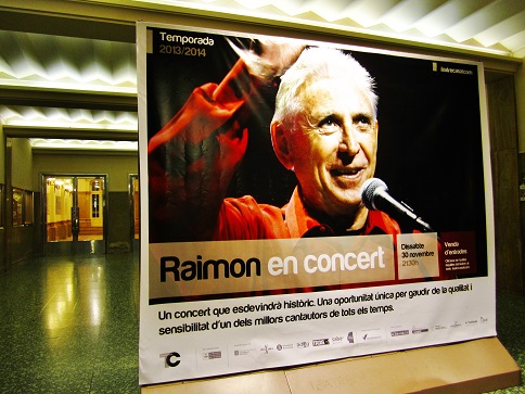 Cartel anunciador del recital de Raimon en el centenario Teatre Casal de Vilafranca del Penedès  © Carles Gràcia Escarp