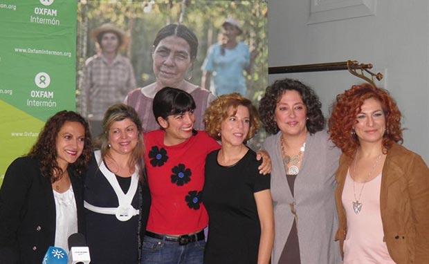 Jineth Bedoya, Sagrario Mateo, Lucila Rodríguez-Alarcón, Sole Giménez, Virginia Pérez Alonso, y Pilar Jurado durante la presentación del proyecto musical «Avanzadoras», donde rinden homenaje a todas aquellas mujeres que luchan para conseguir la igualdad de oportunidades. © EP