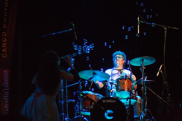 Rossana Taddei y Gustavo Etchenique en el festival BarnaSants 2014. © Xavier Pintanel