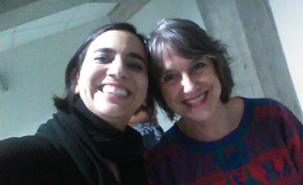 Una curiosa «selfie» con Marta Gómez y Cecilia Todd. © Facebook Marta Gómez