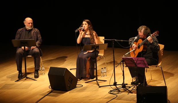 De izquierda a derecha Joan Massotkleiner, Gemma Humet y Toti Soler. © Juan Miguel Morales