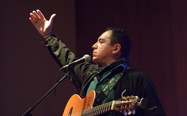 Guillermo Anderson por primera vez en el festival BarnaSants. © Xavier Pintanel