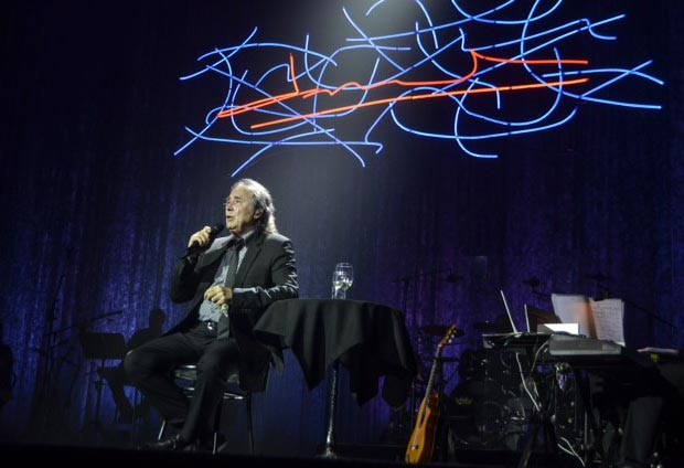 Joan Manuel Serrat en el Gran Rex de Buenos Aires. © Kaloian Santos Cabrera