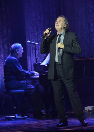 Joan Manuel Serrat en el Gran Rex de Buenos Aires. © Kaloian Santos Cabrera