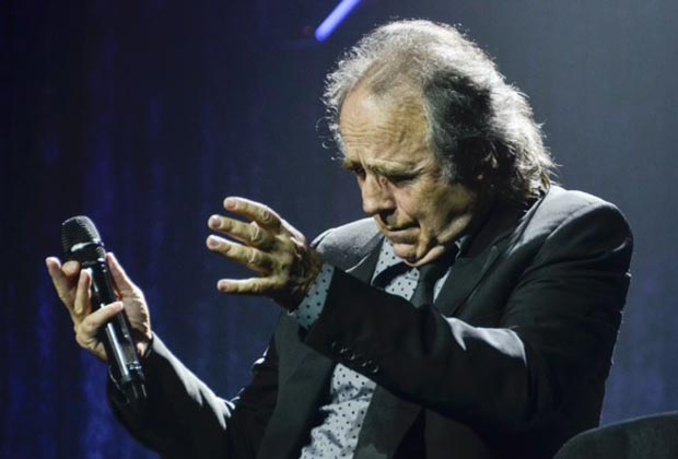 Joan Manuel Serrat en el Gran Rex de Buenos Aires. © Kaloian Santos Cabrera