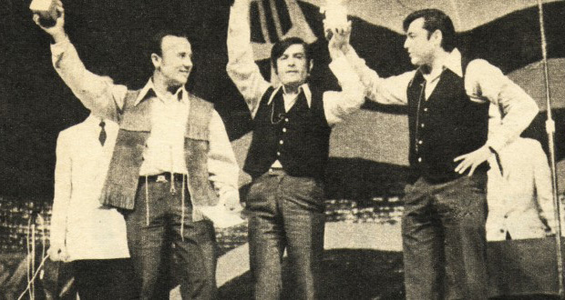 Rolando Alarcón con Los Emigrantes.