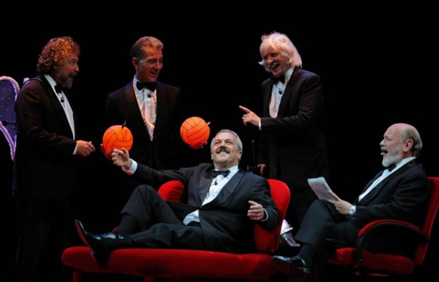 Les Luthiers.