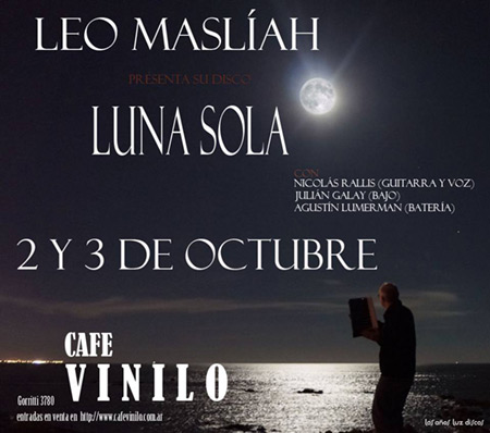 Leo Maslíah en el Café Vinilo.