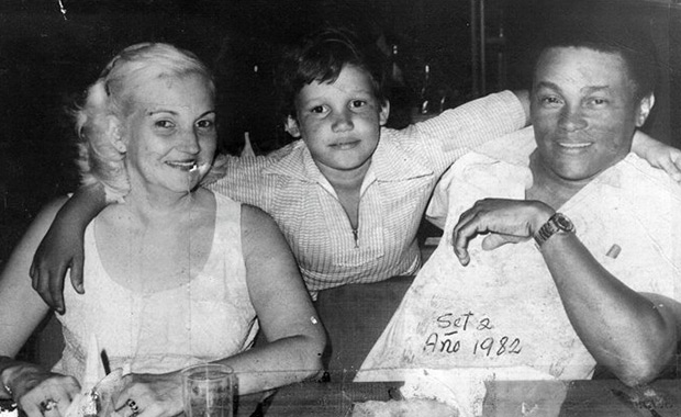 Miguel Ángel Rasalps «El Lele» con su familia.