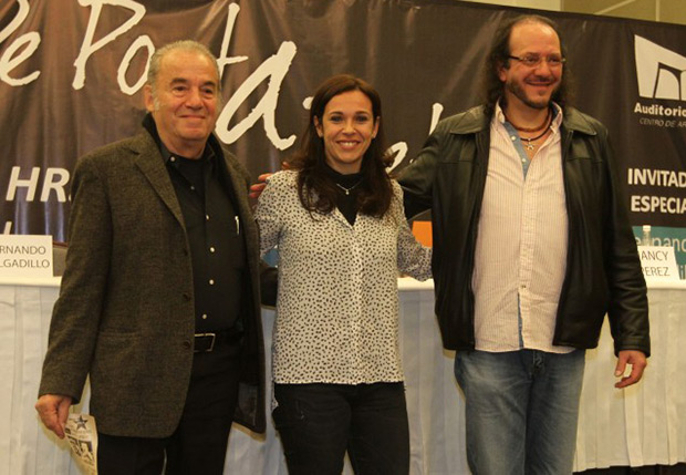 Óscar Chávez, Nancy Pérez —esposa de Pablo Milanés— y Fernando Delgadillo, ofrecieron una conferencia de prensa para anunciar el concierto llamado «De poeta a poeta», el próximo 18 de mayo en el Auditorio Nacional de México. © Notimex | Carlos Pereda