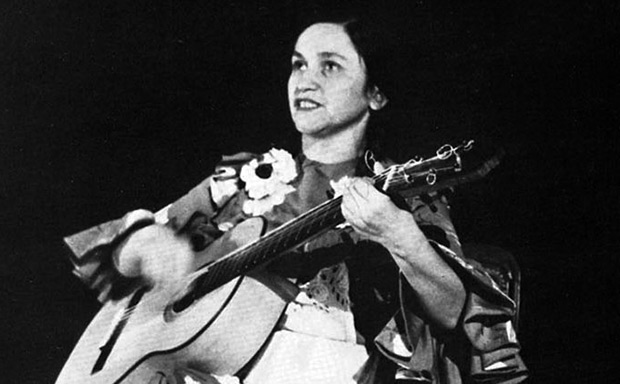 Violeta Parra en 1956.