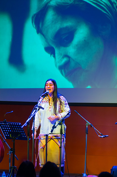 Violeta Parra también estuvo presente el concierto de Rosa Sánchez. © Xavier Pintanel