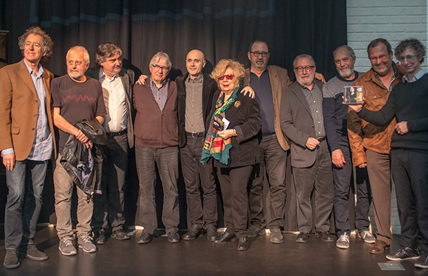 De izquierda a derecha: Max Sunyer; Jordi Batiste; Amadeu Aguado, teniente de alcalde de Terrassa (Barcelona); Agustí Humet; Lluís Marassé, Núria Feliu; Joan Eloi Vila; José Ramón Pardo, director de Rama Lama Music, Pep Pla de la AFANOC; Paco Martínez  de la Asociación Cultural Amigos de Humet en Navarrés; y Eduard Iniesta. © Xavier Pintanel