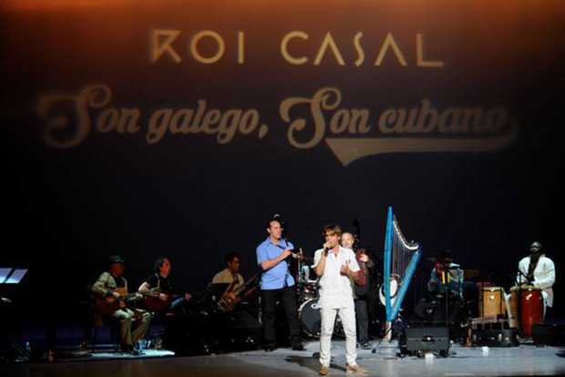 Roi Casal en el Gran Teatro de La Habana Alicia Alonso presentano « Son Galego, Son Cubano». © ACN