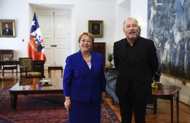 Michelle Bachelet recibe a Rubén Blades. © Presidencia Gobierno de Chile