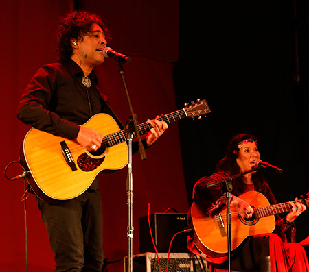 Manuel García y Tita Parra. © Manu Rojas