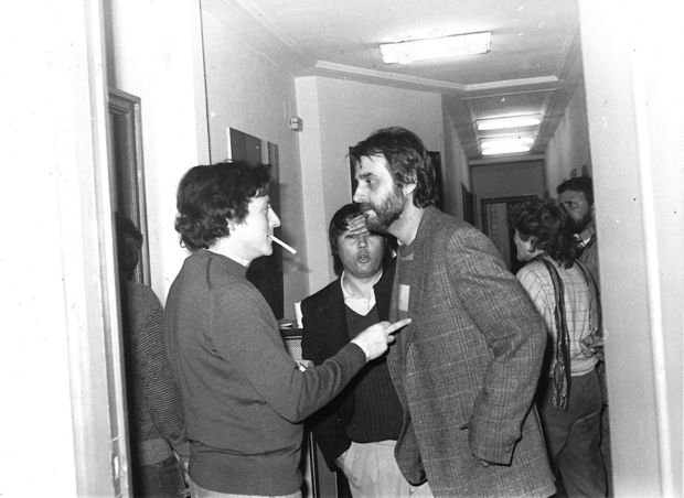 Fernando G. Lucini con Luis Eduardo Aute en la inauguración de la Asociación para la Música Popular en 1983.