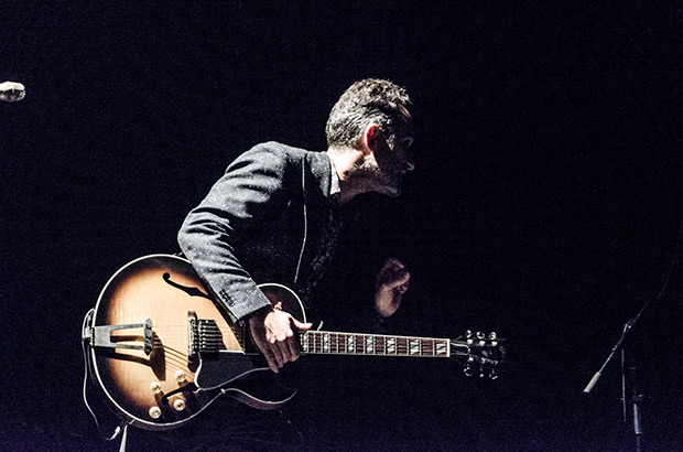 Jorge Drexler en el Teatro Gran Rex de Buenos Aires (Argentina). © Kaloian Santos Cabrera