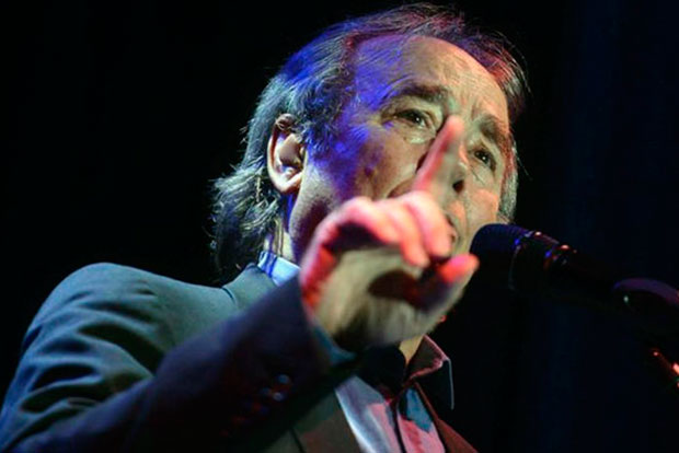 Joan Manuel Serrat.