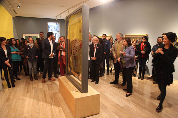 Presentación de tres obras inéditas de Violeta Parra. © Museo Violeta Parra.