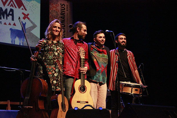 Alessio Arena con su banda. © Jordi Torrell