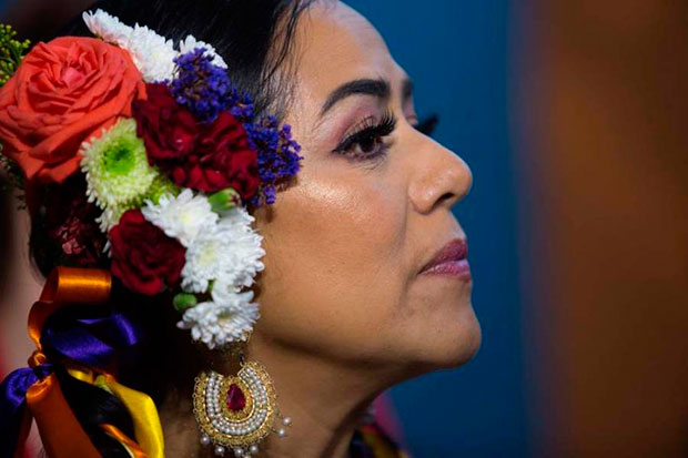 La cantante mexicana Lila Downs asiste este jueves, en el Festival Internacional de Cine de Morelia (FICM), en la homónima del estado de Michoacán (México). © EFE| Ivan Villanueva