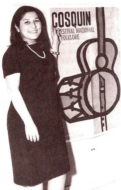 «La Negra» hizo su debut en el Festival de Folclore de Cosquín, en 1965.
