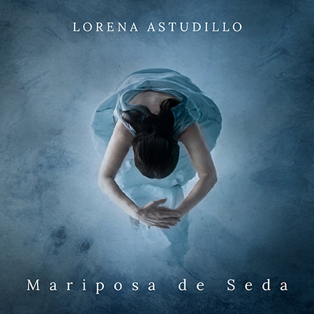 Portada del single «Mariposa de seda» de Lorena Astudillo.