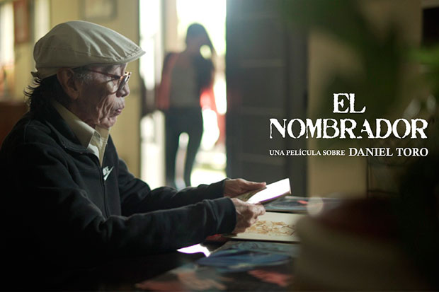 Daniel Toro celebra 80 años con el adelanto del documental «El nombrador».