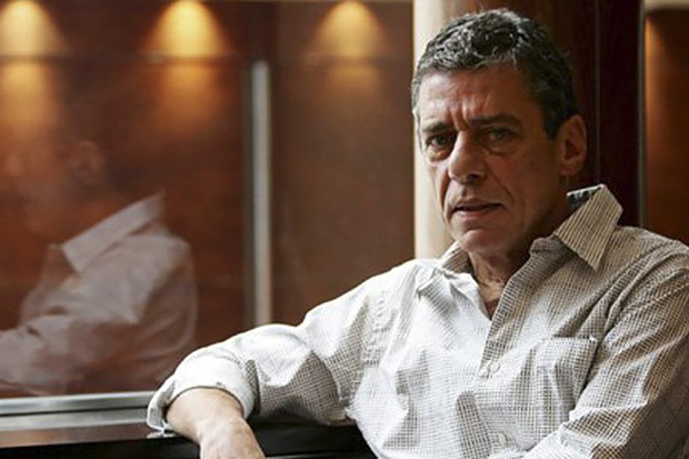 Chico Buarque.