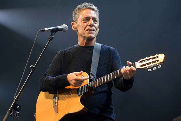 Chico Buarque.