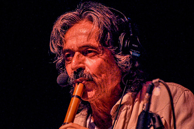 Jorge Cumbo.