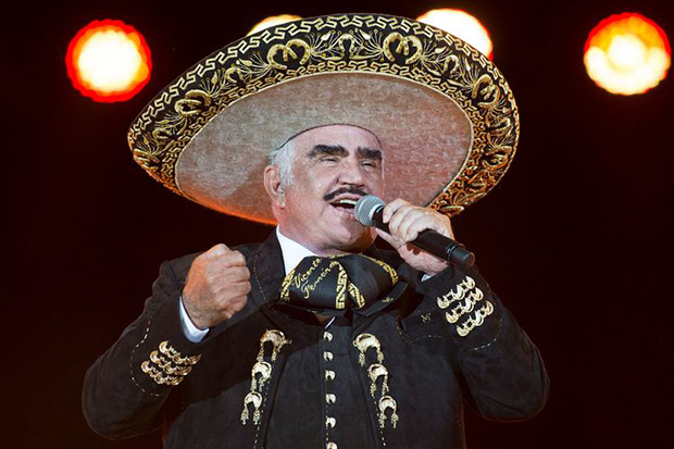 Vicente Fernández.