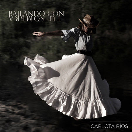 Portada del single «Bailando con tu sombra» de Carlota Ríos.