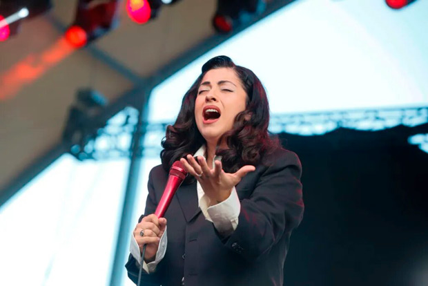 Mon Laferte. © EFE|Javier Cebollada