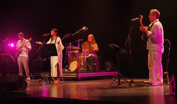 La cantante de ascendencia peruana nacida en Barcelona Juliette Robles. © Xavier Pintanel